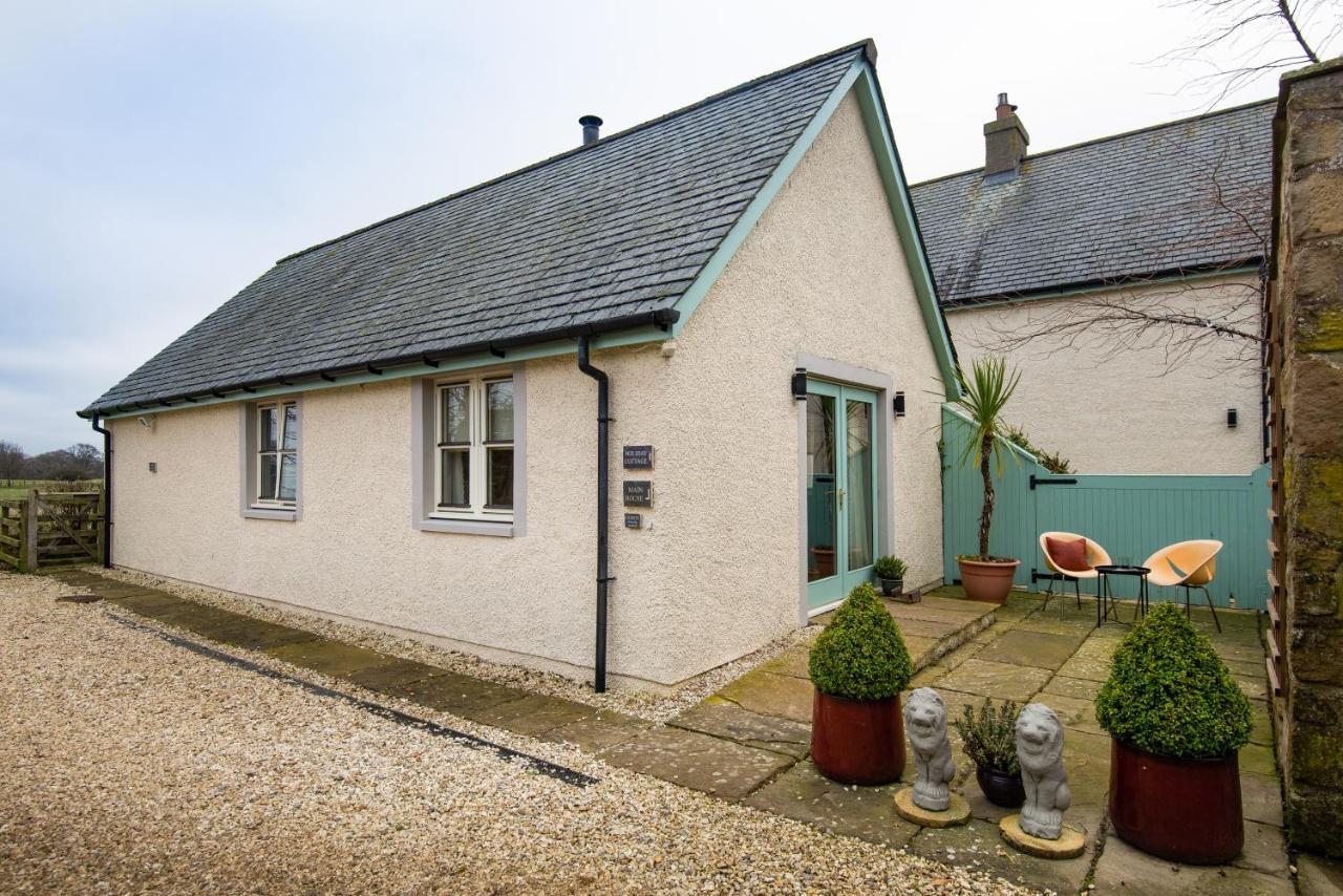 Bastle Retreats Farm Cottage Duns ภายนอก รูปภาพ